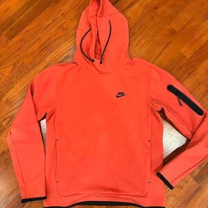 Nike Tech Fleece Men's Red Pullover Hoodie